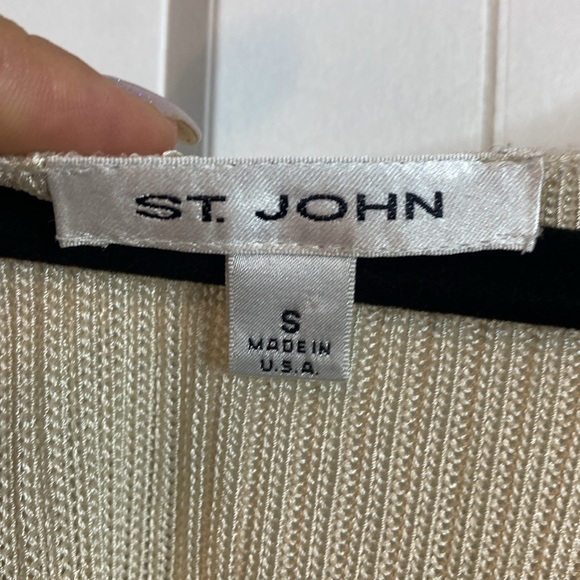 St. John | Cream Sleeveless Knit Top - small - Picture 2 of 6